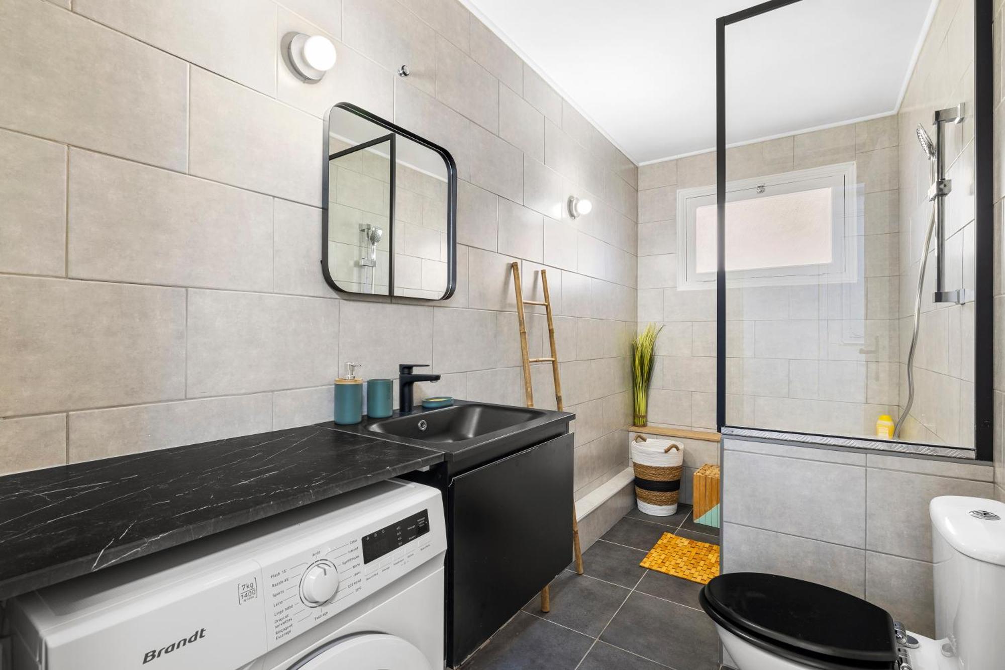 Nice Renting - Philibert - Elegant Spacious Quiet Near The Port Free Parking Екстер'єр фото