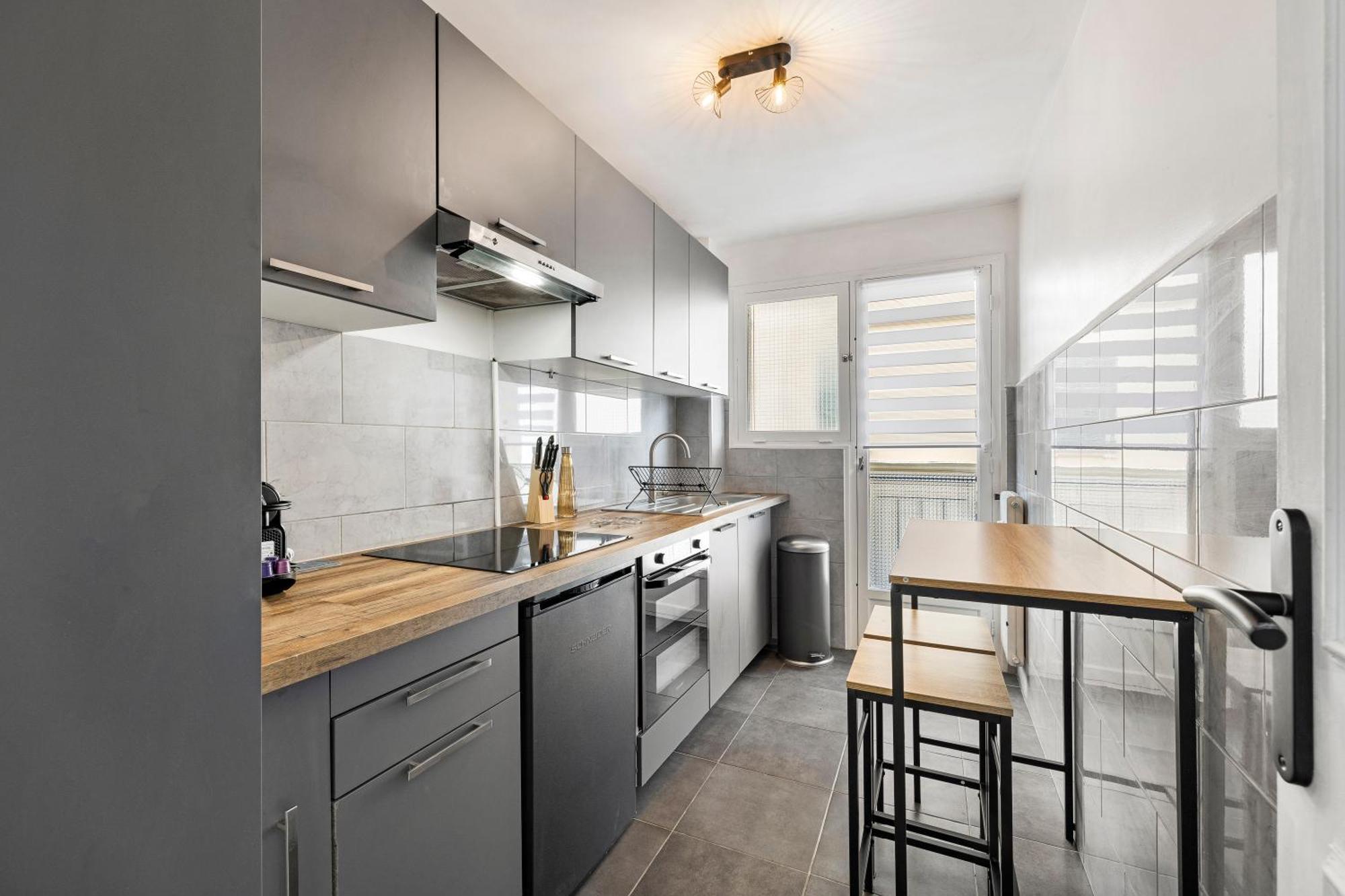 Nice Renting - Philibert - Elegant Spacious Quiet Near The Port Free Parking Екстер'єр фото